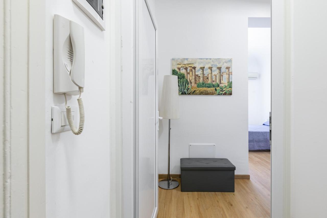 Ferienwohnung Corso Dei Mille Station Flat With Balcony Palermo Exterior foto